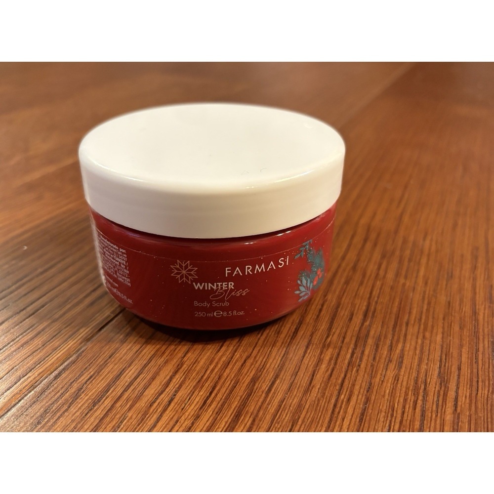 Farmasi WINTER BLISS Body Scrub - 250mL / 8.5 fl oz (SEALED)